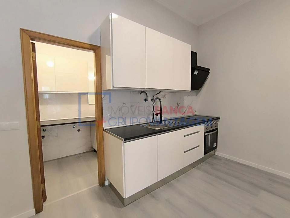 Loja para Venda em Queluz e Belas Foto 8