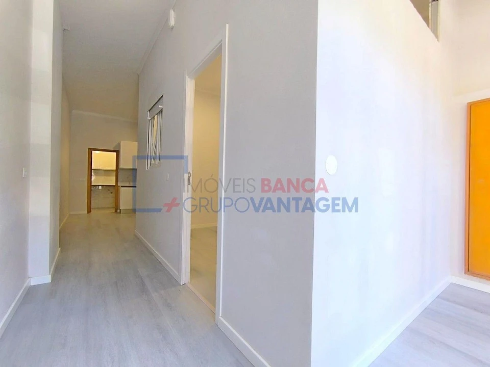 Loja para Venda em Queluz e Belas Foto 21