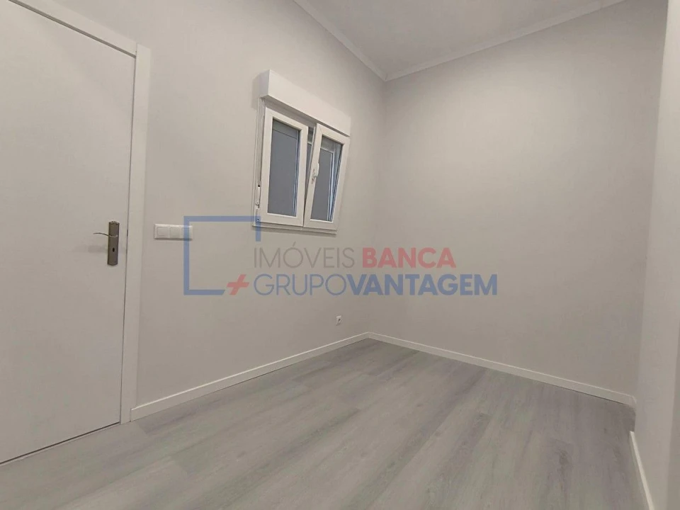 Loja para Venda em Queluz e Belas Foto 18