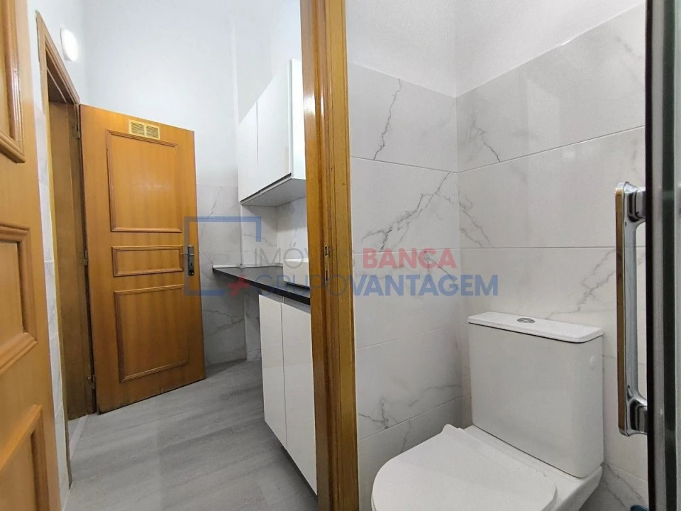 Loja para Venda em Queluz e Belas Foto 12