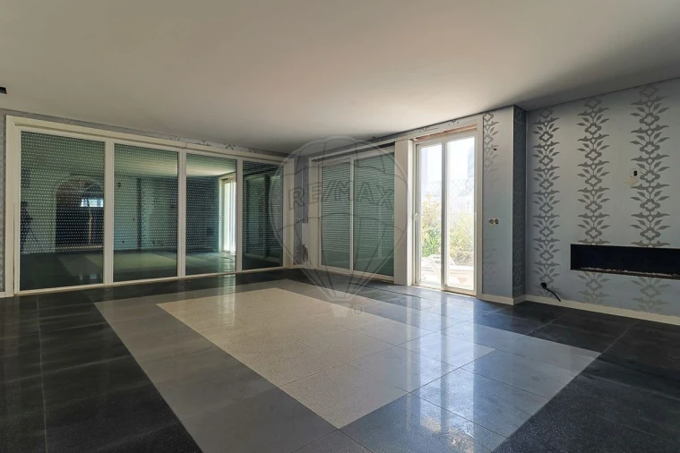 Moradia T4 para Venda em Buarcos Foto 14