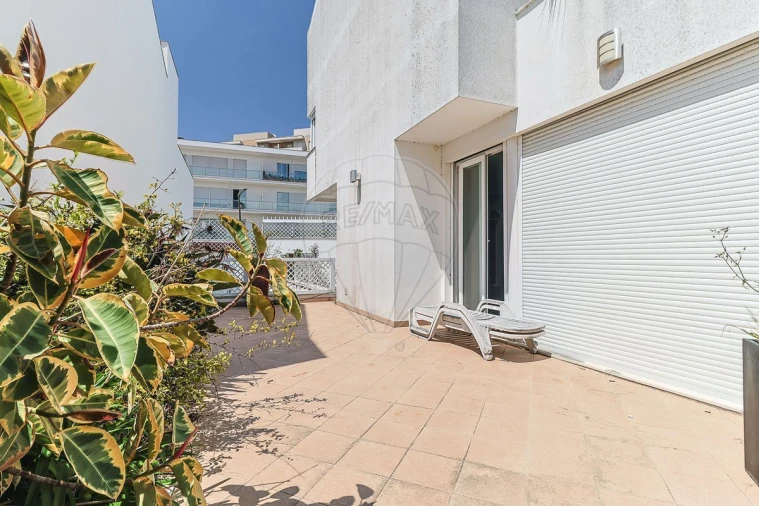 Moradia T4 para Venda em Buarcos Foto 15