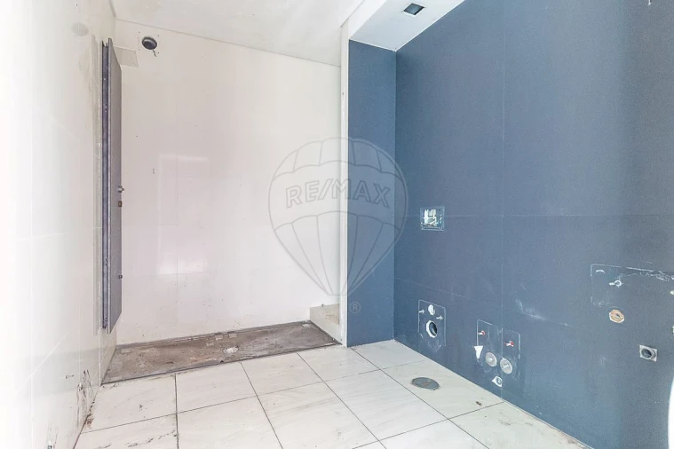 Moradia T4 para Venda em Buarcos Foto 19