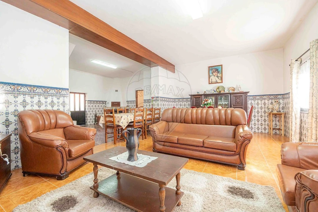 Moradia T4 para Venda em Ferreira-A-Nova Foto 12