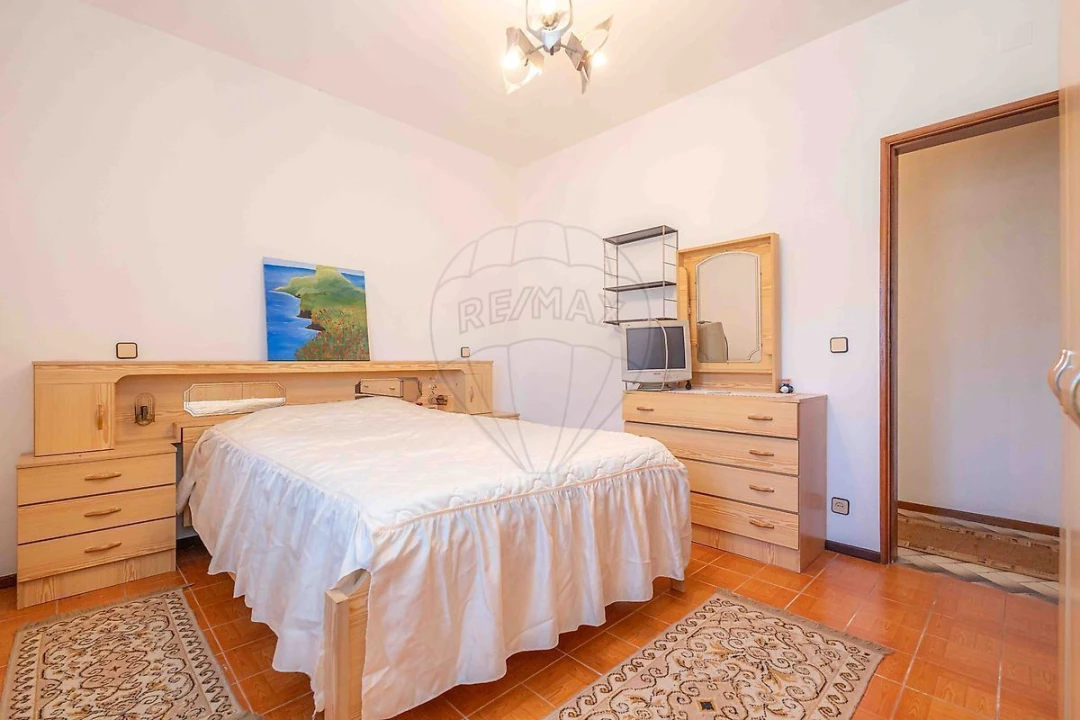 Moradia T4 para Venda em Ferreira-A-Nova Foto 16