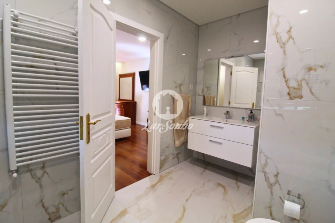 Moradia T4 para Venda em Barcelos, V.Boa, V.Frescainha Foto 7