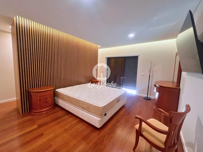 Moradia T4 para Venda em Barcelos, V.Boa, V.Frescainha Foto 3