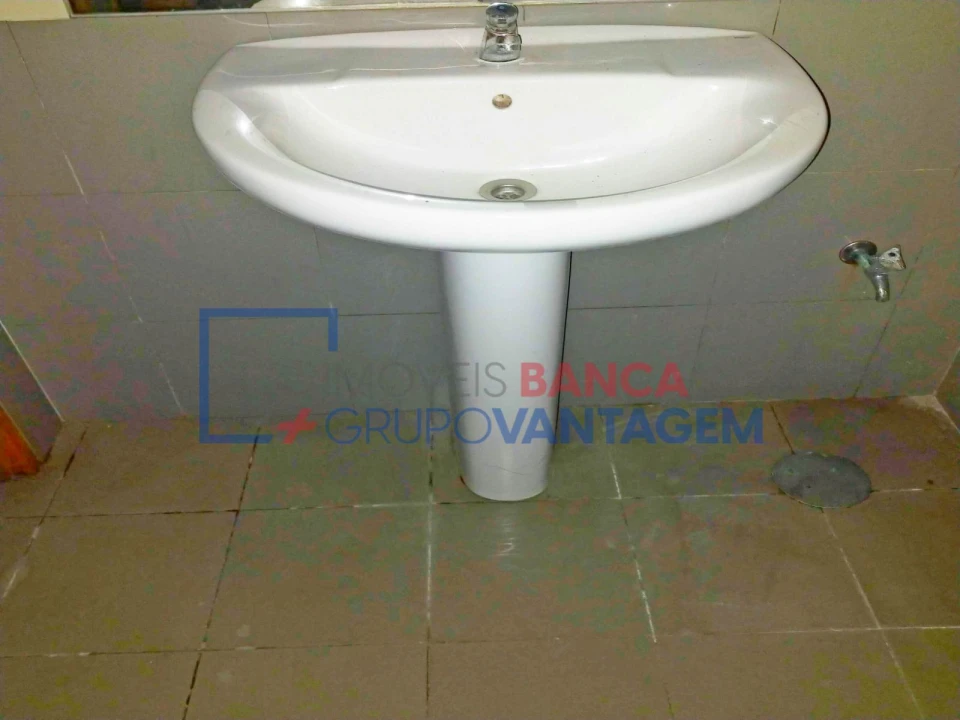 Loja para Venda em Paços de Ferreira Foto 19