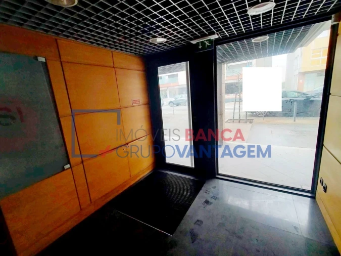 Loja para Venda em Paços de Ferreira Foto 9