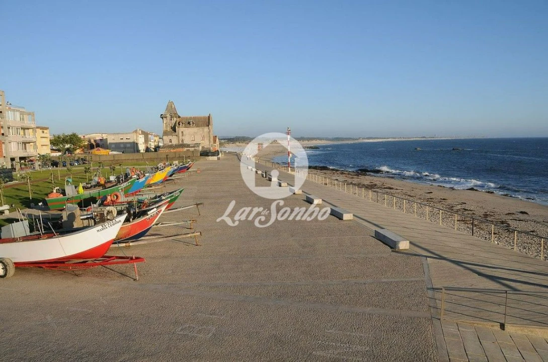 Moradia T7 para Venda em Apúlia e Fão Foto 1