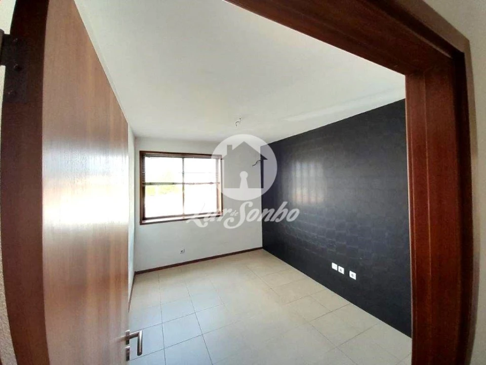 Escritório para Arrendamento em Barcelos, V.Boa, V.Frescainha Foto 2