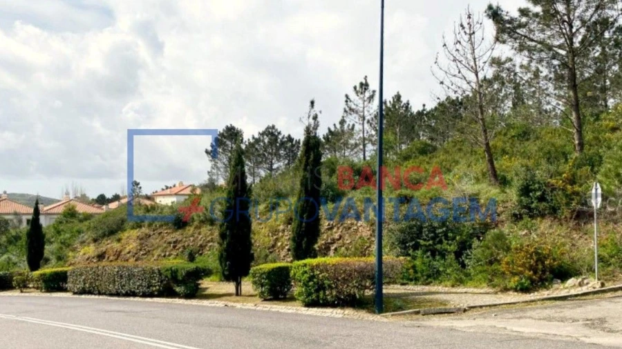 Terreno Misto para Venda em Queluz e Belas