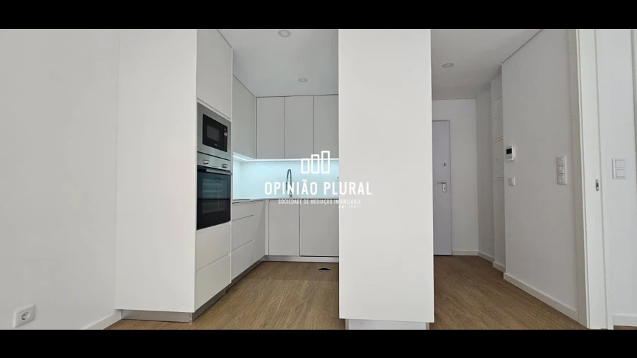 Apartamento T1 para Arrendamento em Gulpilhares e Valadares
