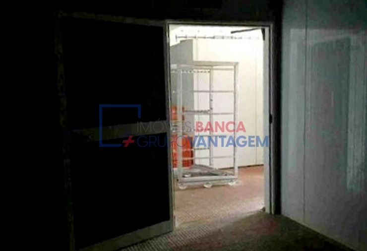 Armazém para Venda em Vale de Santiago Foto 4