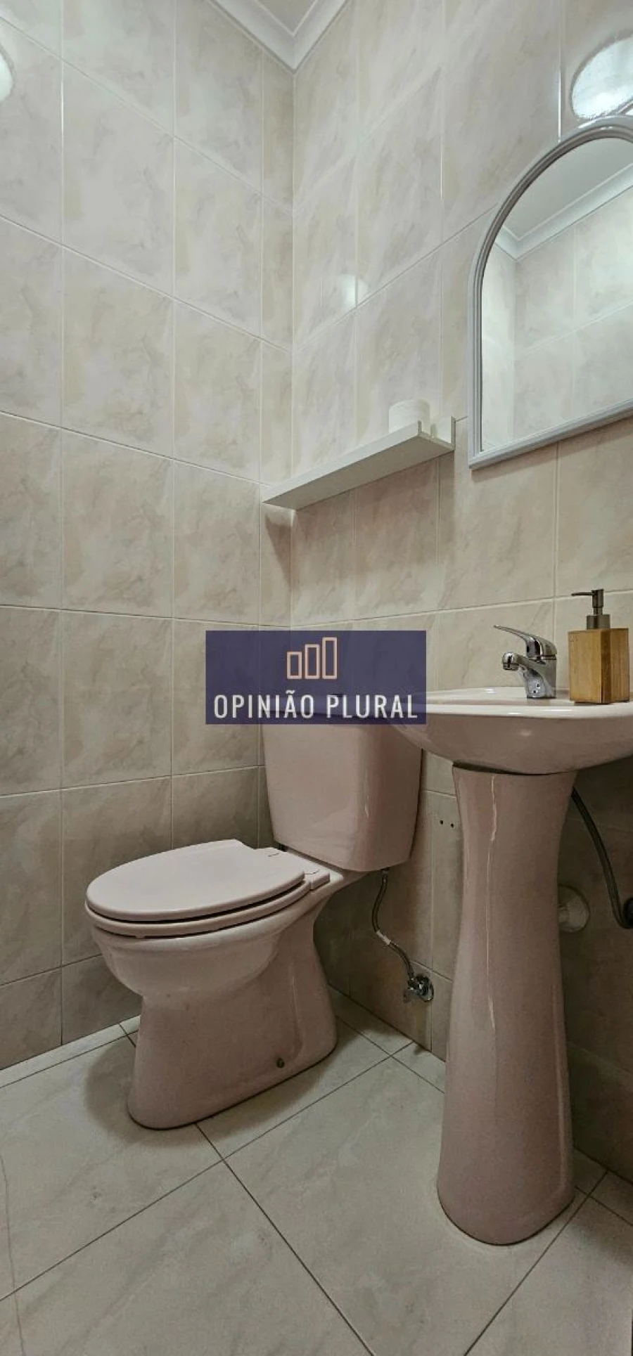 Moradia T4 para Arrendamento em Serzedo e Perosinho Foto 15