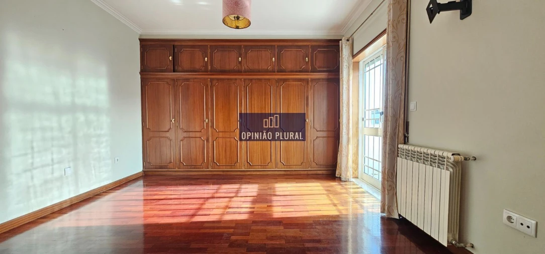 Moradia T4 para Arrendamento em Serzedo e Perosinho Foto 19