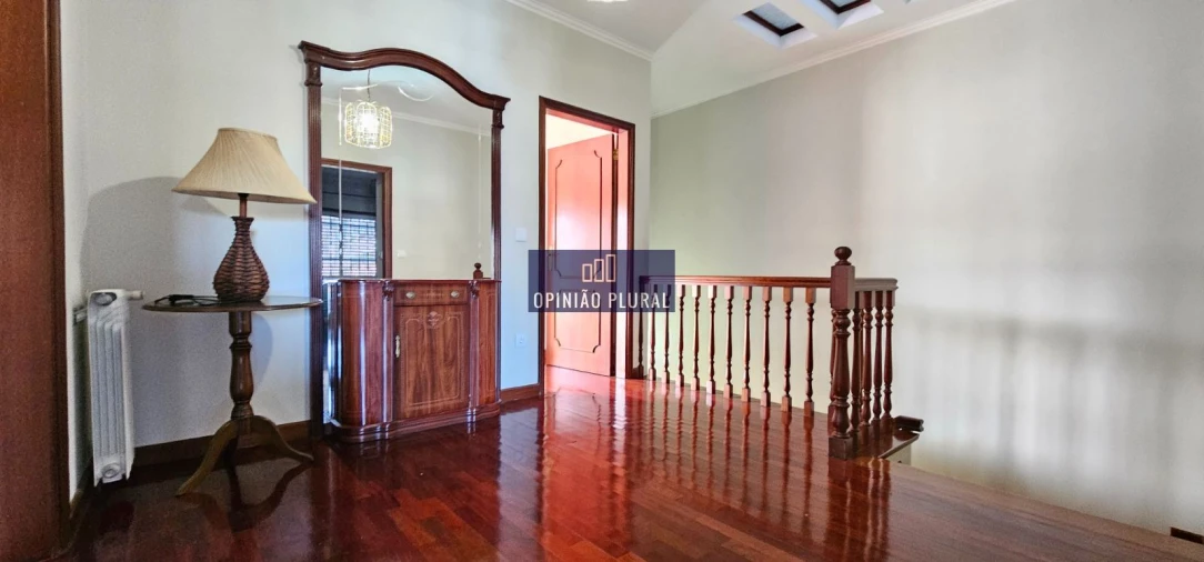 Moradia T4 para Arrendamento em Serzedo e Perosinho Foto 35