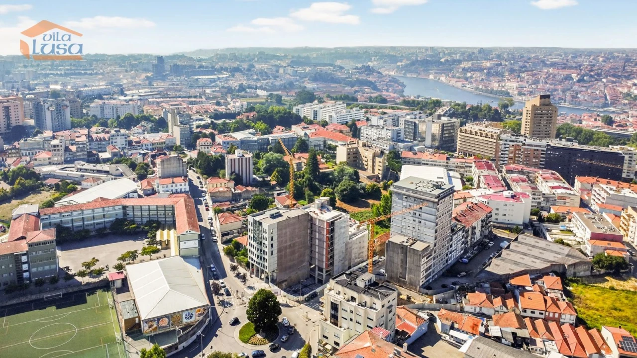 Apartamento T2 para Venda em Mafamude e Vilar do Paraíso Foto 12