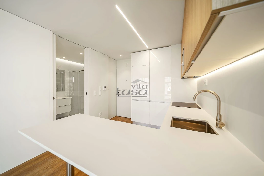 Apartamento T2 para Venda em Mafamude e Vilar do Paraíso Foto 23
