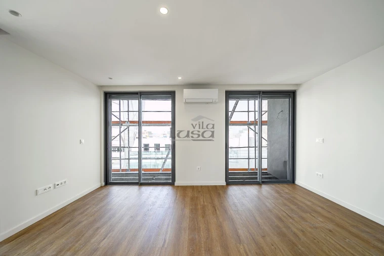 Apartamento T2 para Venda em Mafamude e Vilar do Paraíso Foto 12