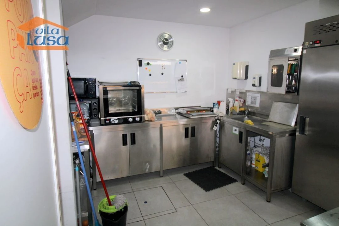 Armazém para Arrendamento em Sandim, Olival, Lever e Crestuma Foto 18