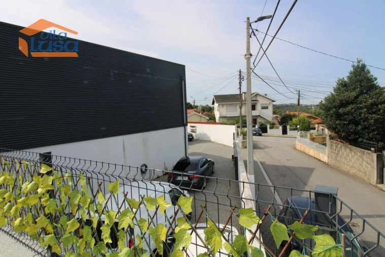 Armazém para Arrendamento em Sandim, Olival, Lever e Crestuma Foto 2