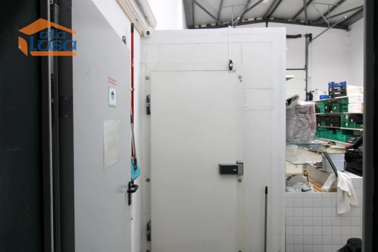 Armazém para Arrendamento em Sandim, Olival, Lever e Crestuma Foto 9