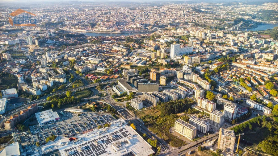 Terreno P/ Prédio para Venda em Santa Marinha e São Pedro da Afurada Foto 25