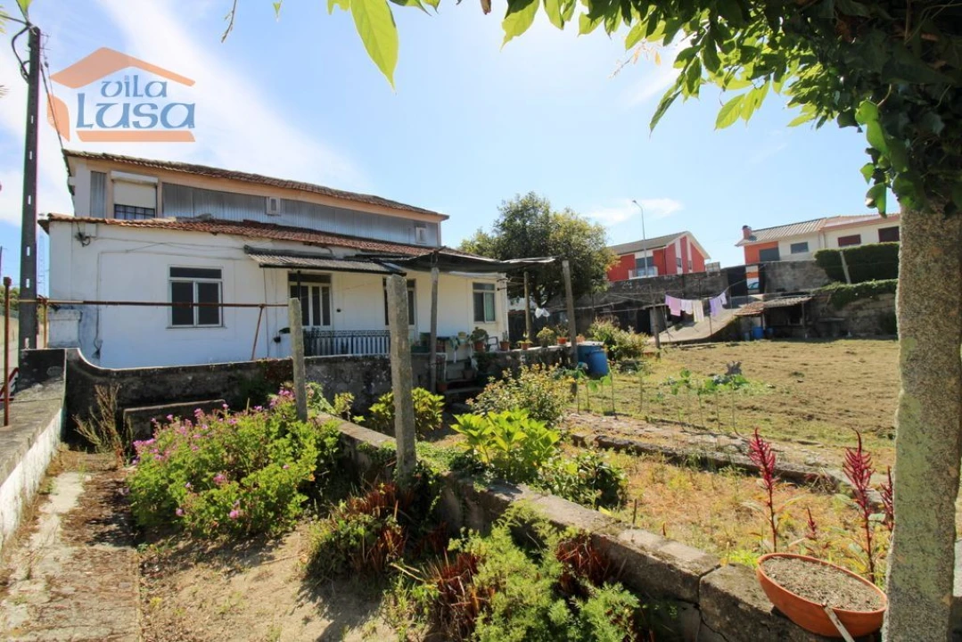 Moradia T4 para Venda em Mafamude e Vilar do Paraíso Foto 1