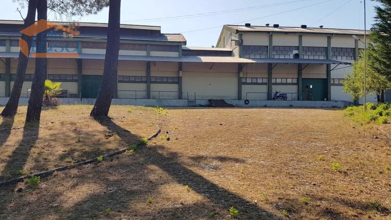 Armazém para Venda em Sandim, Olival, Lever e Crestuma Foto 9