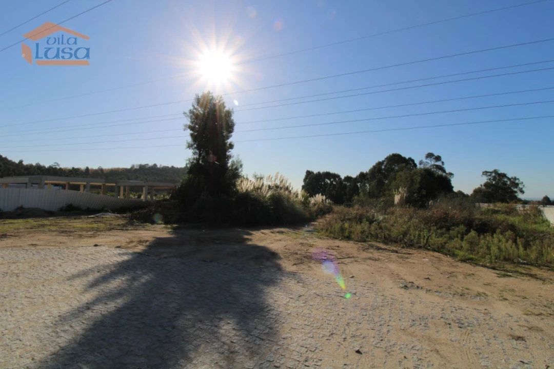 Terreno para Venda em Serzedo e Perosinho Foto 1