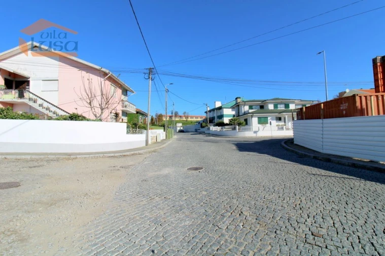 Terreno para Venda em Serzedo e Perosinho Foto 10