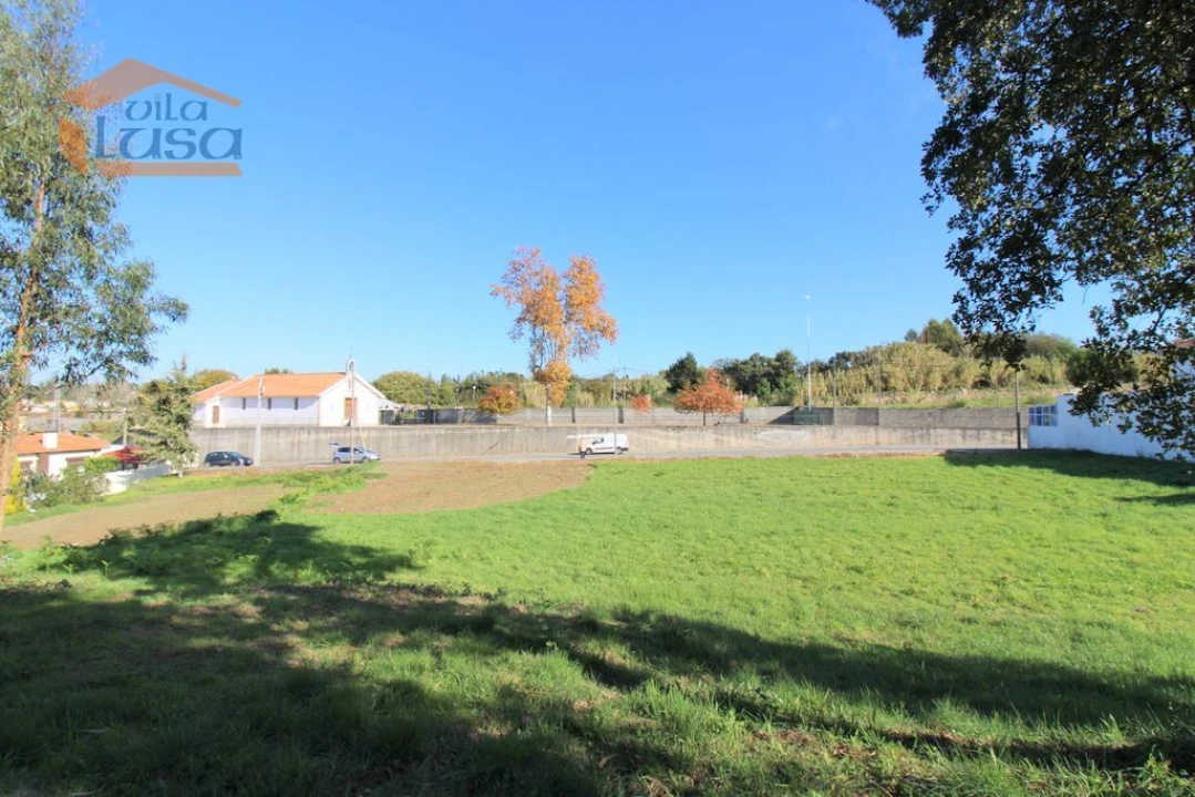 Terreno para Venda em Serzedo e Perosinho Foto 4