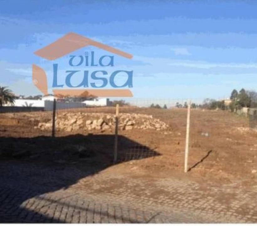 Terreno P/ Prédio para Venda em Serzedo e Perosinho Foto 1