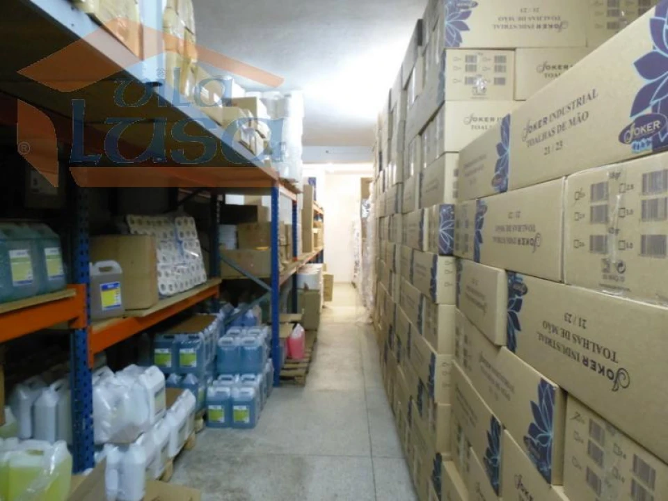 Loja para Venda em Gulpilhares e Valadares Foto 4