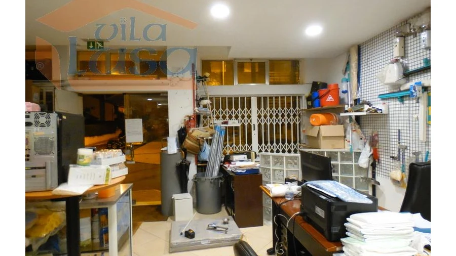 Loja para Venda em Gulpilhares e Valadares