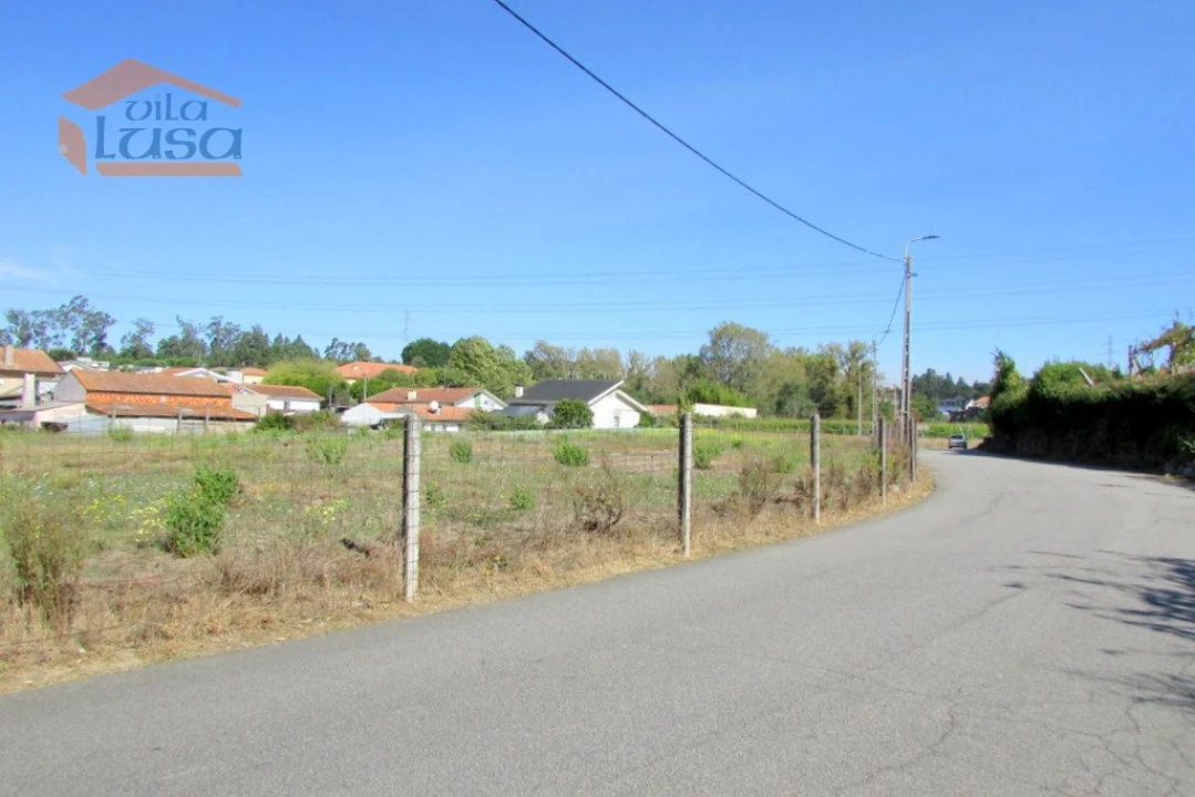 Terreno para Venda em Grijó e Sermonde Foto 4