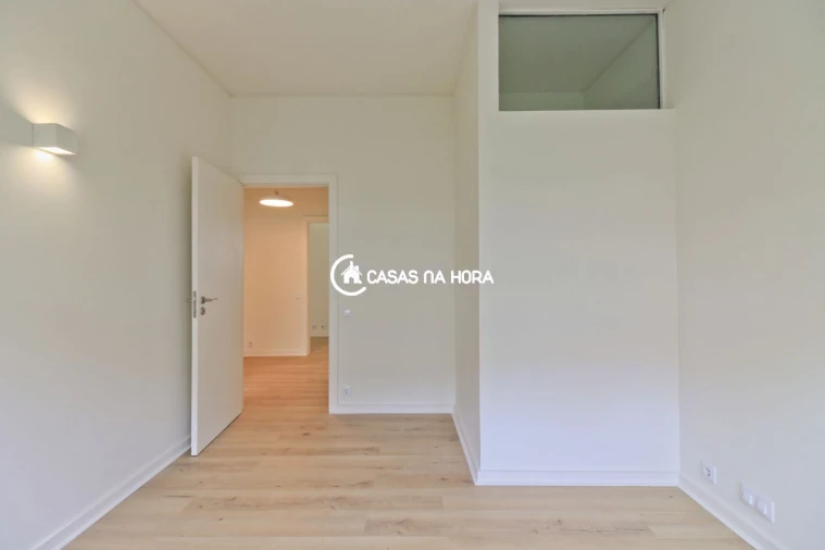 Apartamento T4 para Venda em São Mamede de Infesta e Senhora da Hora Foto 20