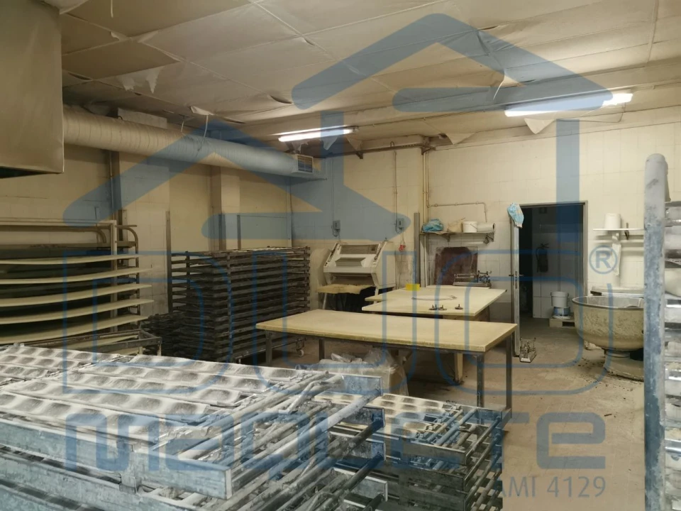 Armazém para Venda em Matosinhos e Leça da Palmeira Foto 1