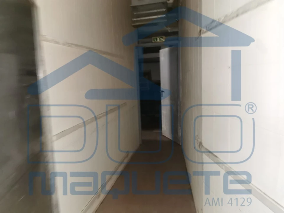 Armazém para Venda em Matosinhos e Leça da Palmeira Foto 6