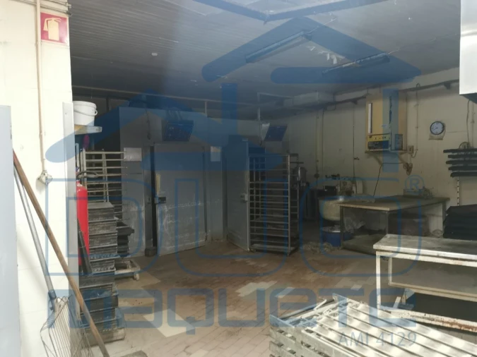 Armazém para Venda em Matosinhos e Leça da Palmeira Foto 5