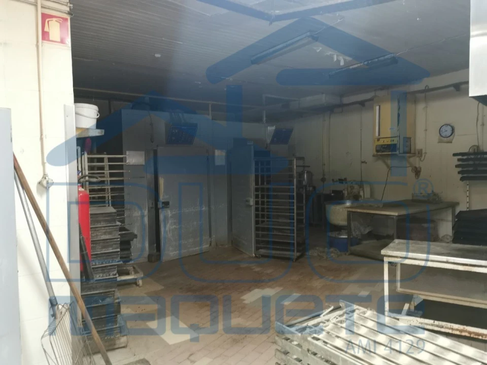 Armazém para Arrendamento em Matosinhos e Leça da Palmeira Foto 5