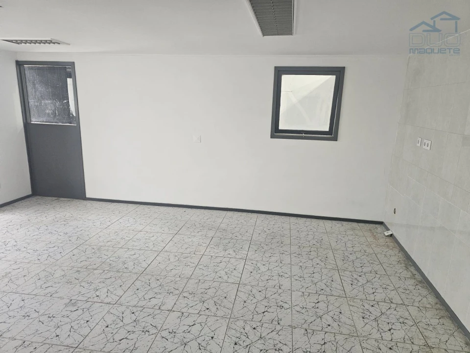 Armazém para Arrendamento em Perafita, Lavra e Santa Cruz do Bispo Foto 15