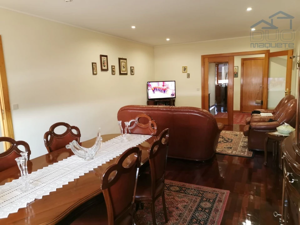 Apartamento T2 para Venda em São Mamede de Infesta e Senhora da Hora Foto 3