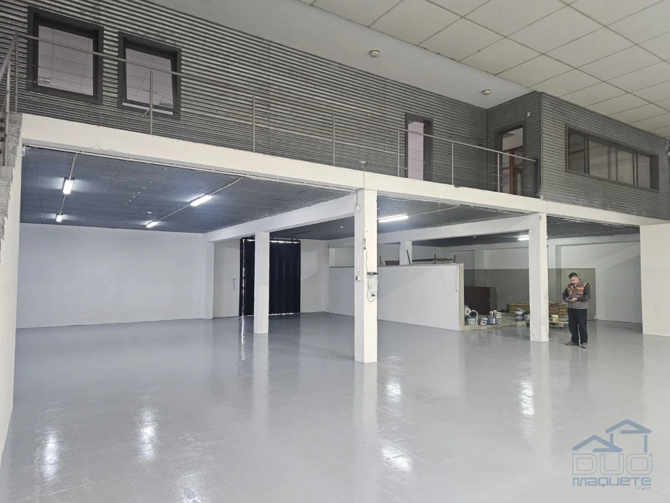 Armazém para Venda em Perafita, Lavra e Santa Cruz do Bispo Foto 1