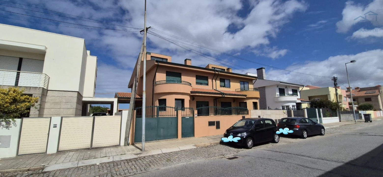 Moradia T3 para Venda em Custóias, Leça do Balio e Guifões Foto 3