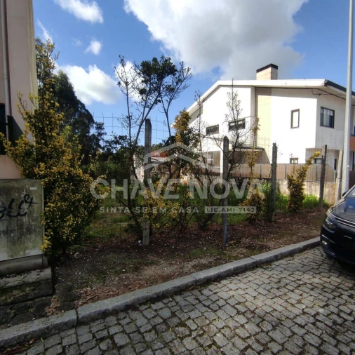 Terreno para Venda em Serzedo e Perosinho Foto 2