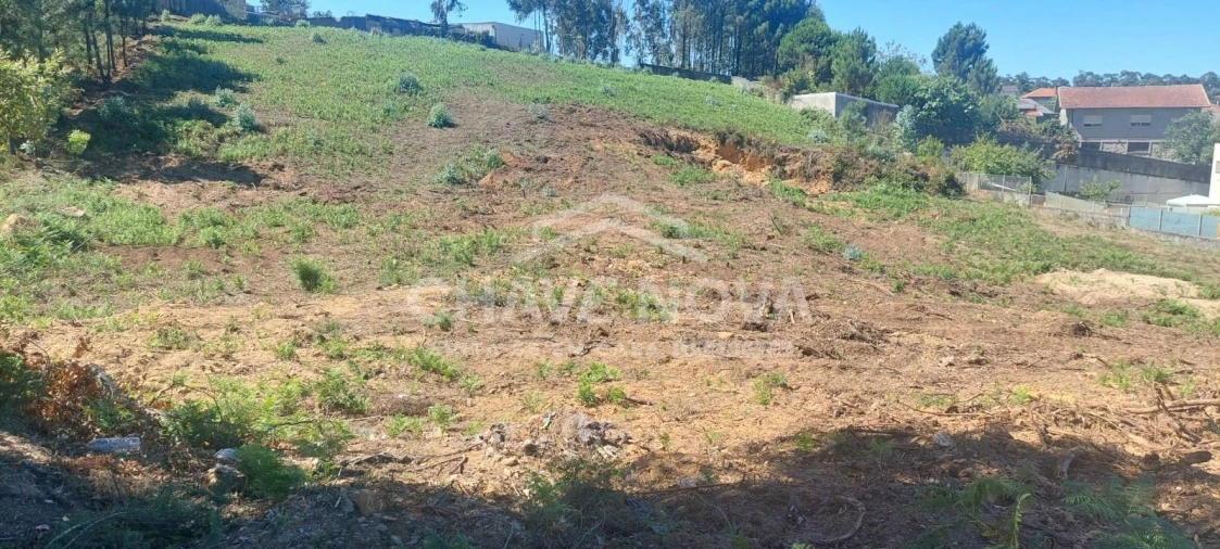 Terreno para Venda em Sandim, Olival, Lever e Crestuma Foto 2