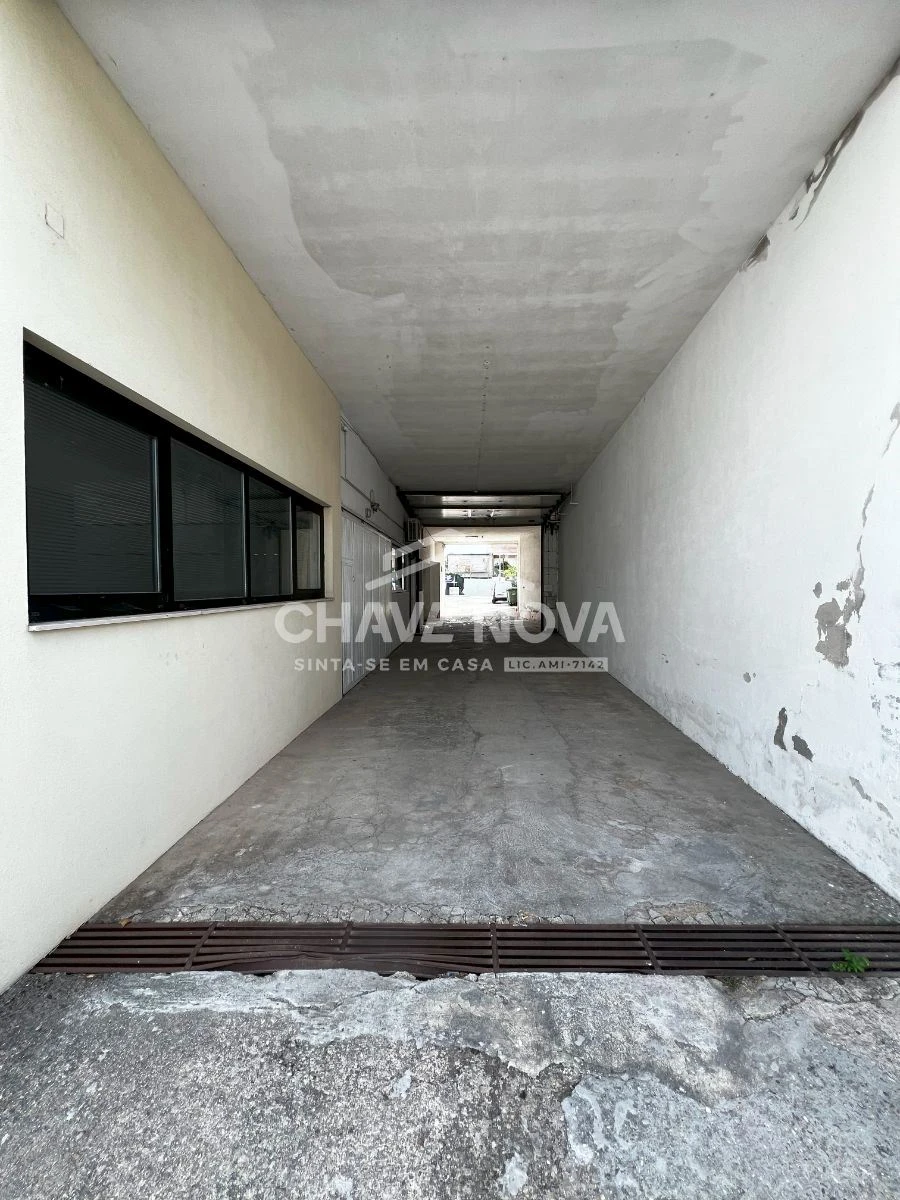 Escritório para Venda em Mafamude e Vilar do Paraíso Foto 3