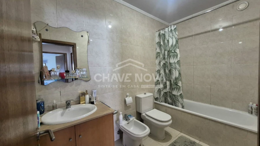 Apartamento T2 para Venda em Gulpilhares e Valadares Foto 11